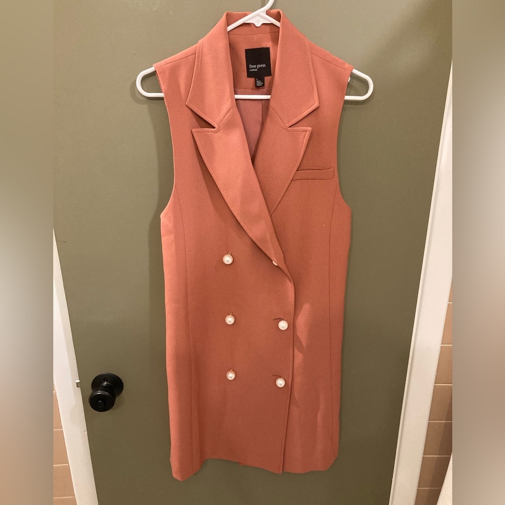 Free Press Sleeveless Double-Breasted Midi Dress in Coral
